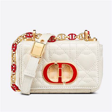 dior tasche herz|Dioramour Dior Caro Herztasche mit Kettenriemen Cannage .